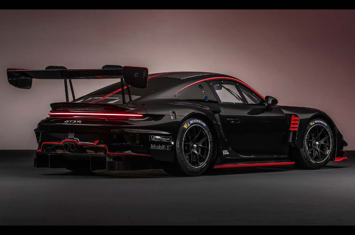 Porsche 911 GT3 R 992 rear